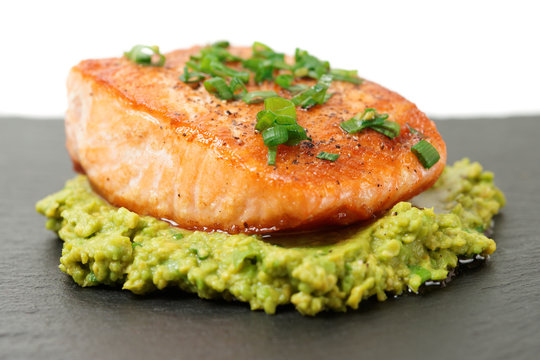 Grilled Salmon Fillet With Avocado Mash