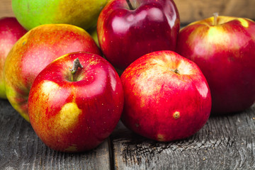 apples on the background of wood
