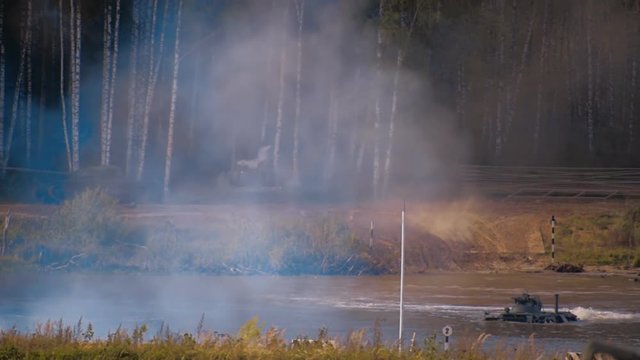 Shot from 2S25 self-propelled anti-tank gun "Sprut-SD". Includes audio. Contains audio