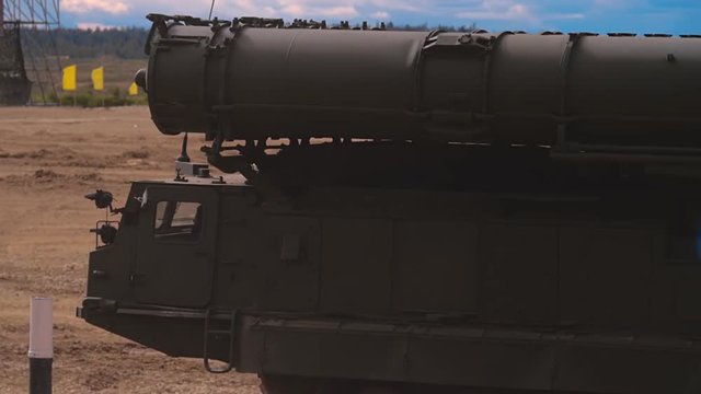 Imágenes de S-300Vm: descubre bancos de fotos, ilustraciones, vectores ...