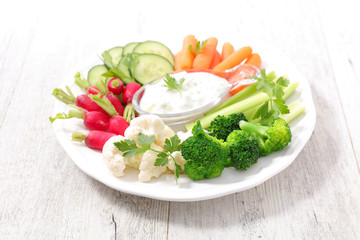 vegetable and dip