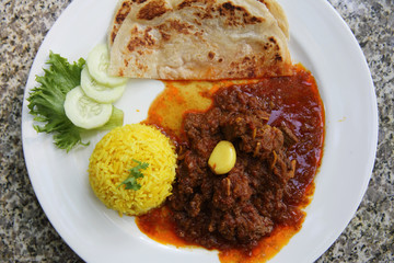 Curry pork with rice , Hinlay curry