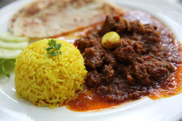 Curry pork with rice , Hinlay curry