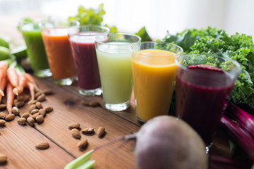 glasses with different fruit or vegetable juices