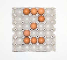 No. eggs in paper tray.for marketplace