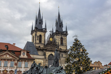 Fototapeta premium Old Town Square, with the monument to Jan Hus and a Christmas tree