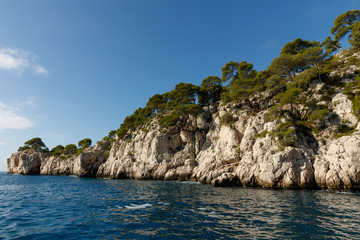 Fototapeta premium Vue from the sea on Calanques de Cassis, Calanques de Marseille, Provence, France