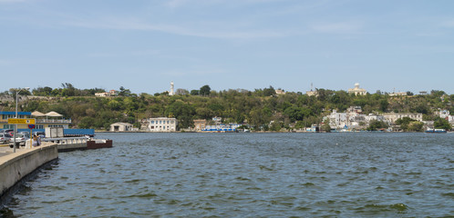 Kuba,Havanna; Hafeneinfahrt mit Blick auf Casablanca, der 