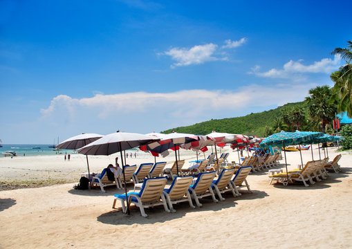 Koh Larn beach