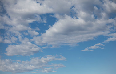 blu sky, clouds