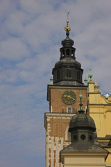 Fototapeta na wymiar clock-tower n dome