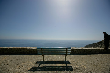 Fototapeta na wymiar bench ocean person