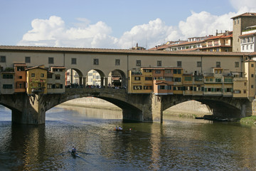 Obraz premium ponte-vecchio row-boat