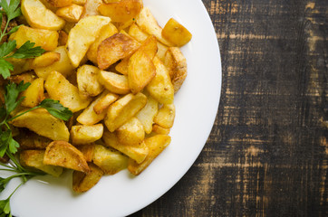 fried potatoes on the grill