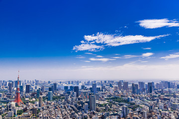 東京　青空と都市風景