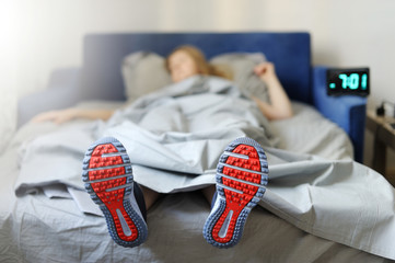 The concept the woman is too lazy to Wake up in the morning for