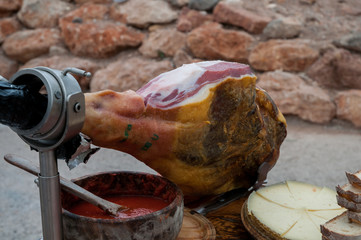 Onda - Ham, tomato, cheese