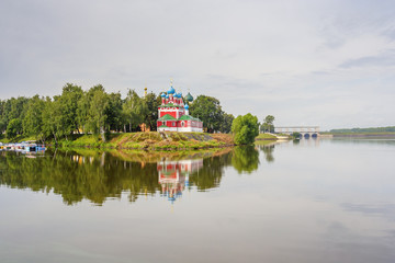 Углич. Церковь Димитрия на крови с отражением, Россия
