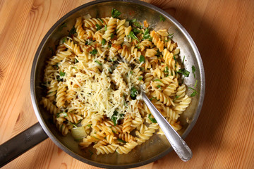 Allgäuer Käsenudeln mit Rucola