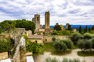 Fototapeta premium Touristenort San Gimignano in der Toskana