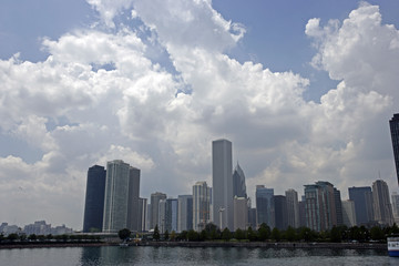Fototapeta na wymiar cloudy cityscape
