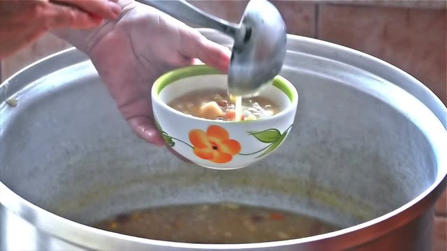 Prepearing Turkish Ashura - Noah's pudding