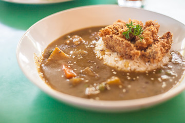 Curry rice with fried crispy chicken
