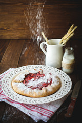 tasty strawberry galeta 