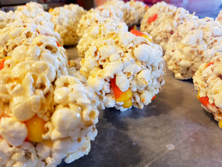 Popcorn Balls V