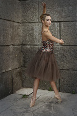 ballerina © tiky224