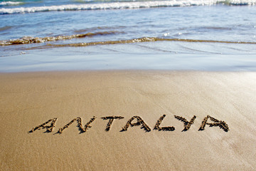 Antalya - Schriftzug am Strand