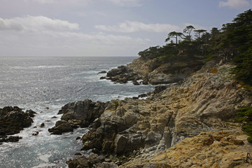 Fototapeta na wymiar rocky coastline