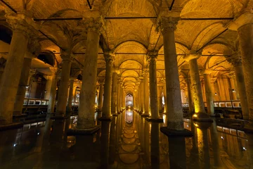 Cercles muraux la Turquie The Basilica Cistern - underground water reservoir build by Emperor Justinianus in 6th century, Istanbul, Turkey