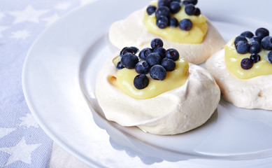 pavlova meringue