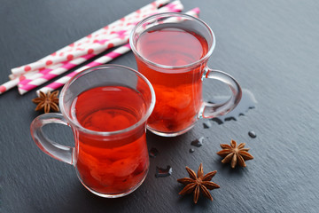 Mulled wine with fresh cranberry