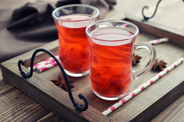 Mulled wine with fresh cranberry