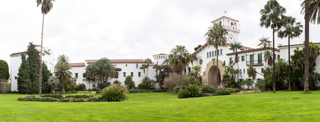 Exterior Santa Barbara Courthouse California - obrazy, fototapety, plakaty