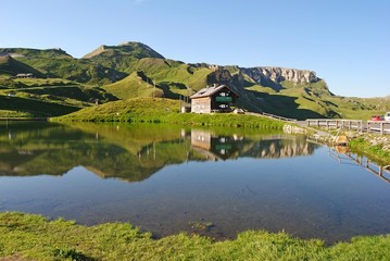 Fototapeta na wymiar Fuscher Lake (2262 m) in Hohe Tauern national park, Austria.