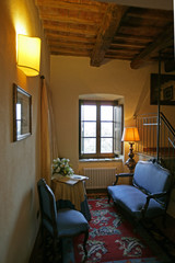 couch chain n window