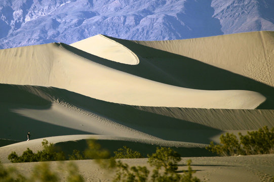 dunes n mtns 3c
