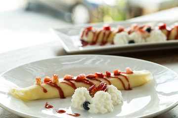 Crape strawberry