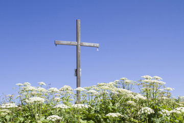 Obraz premium Gipfelkreuz am Juifen