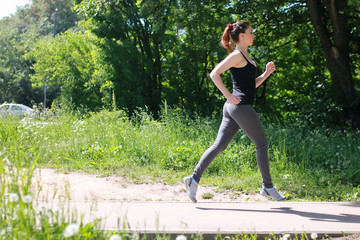 woman sport run in park outdoor