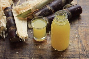 Cane juice with molasses