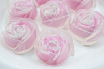 Obraz na płótnie Canvas sweet jelly in rose shape