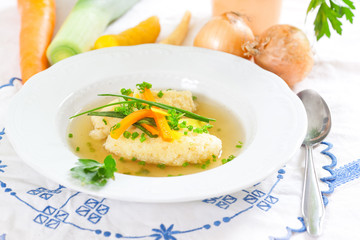 Grießnockerlsuppe