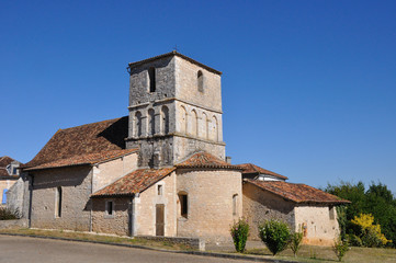 Fototapeta premium Eglise Notre-Dame-de-l'Assomption à Hautefaye, Dordogne