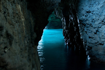 青の洞窟