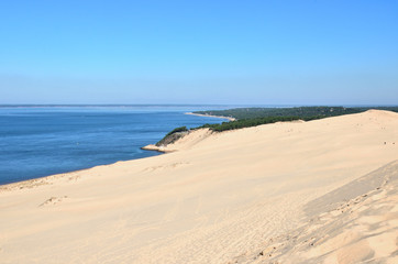 Fototapeta na wymiar Vu de la baie d’Arcachon de la dune du pilat