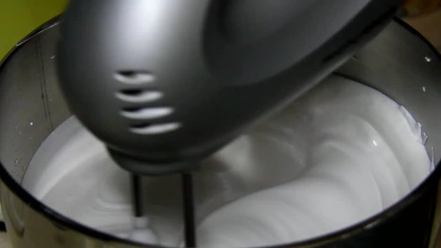 Whipped Cream Making - Time Lapse